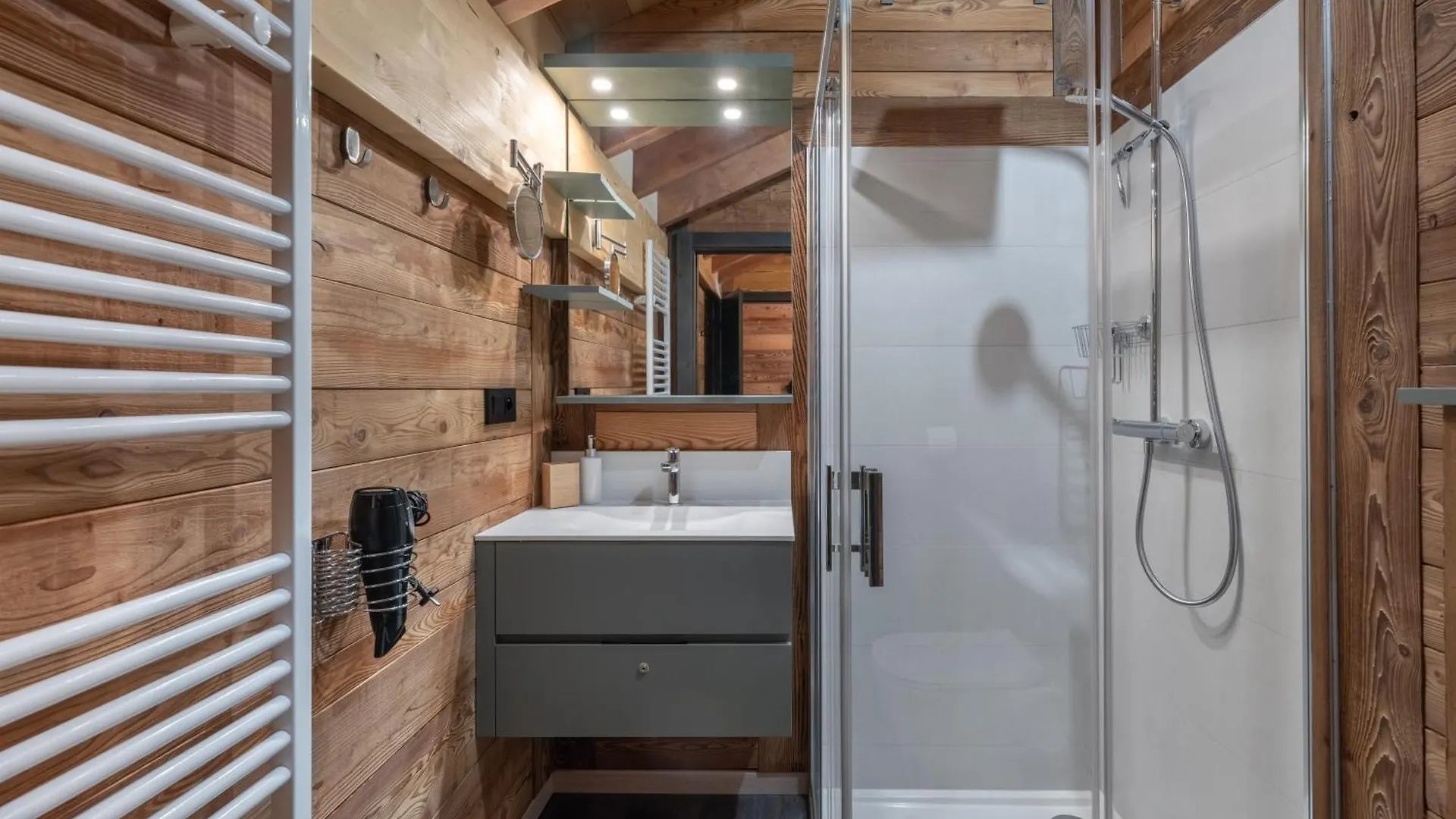 Chalet Mitoyen La Sapinette - Bo Immobilier - Chatel Multipass Ete 2025 En Option Au Tarif De 3Euros Par Jour Et Par Personne France